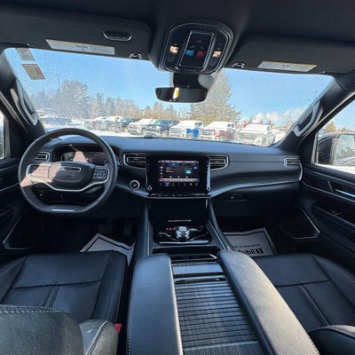 2023 Jeep Wagoneer Series II