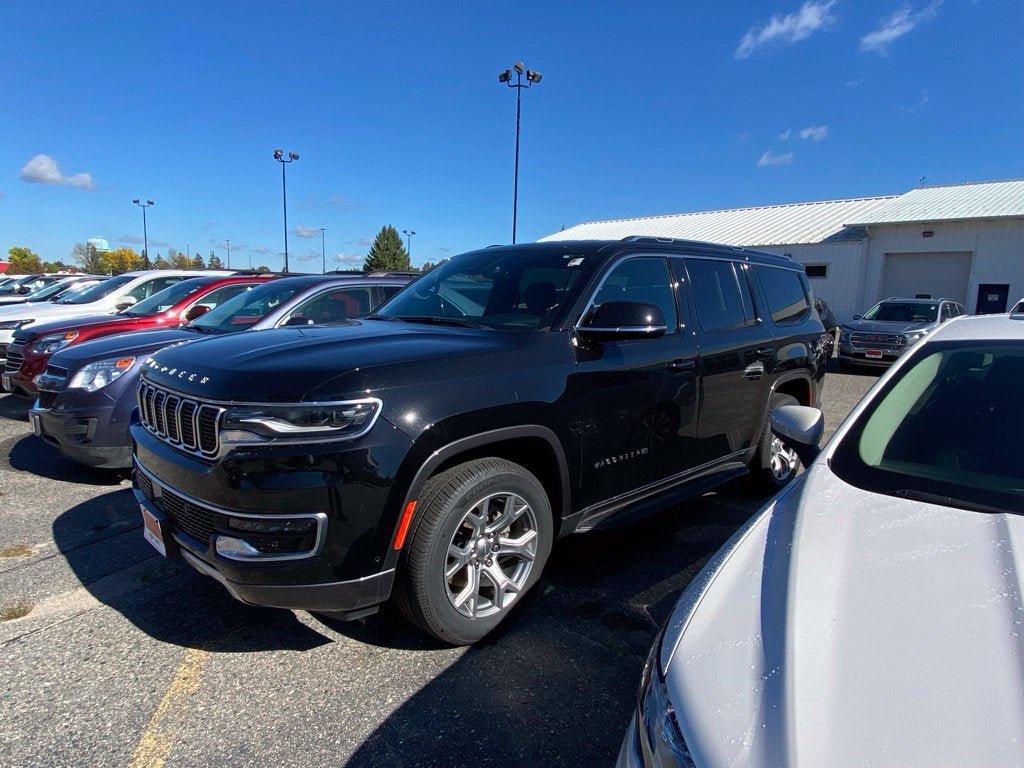 2022 Jeep Wagoneer