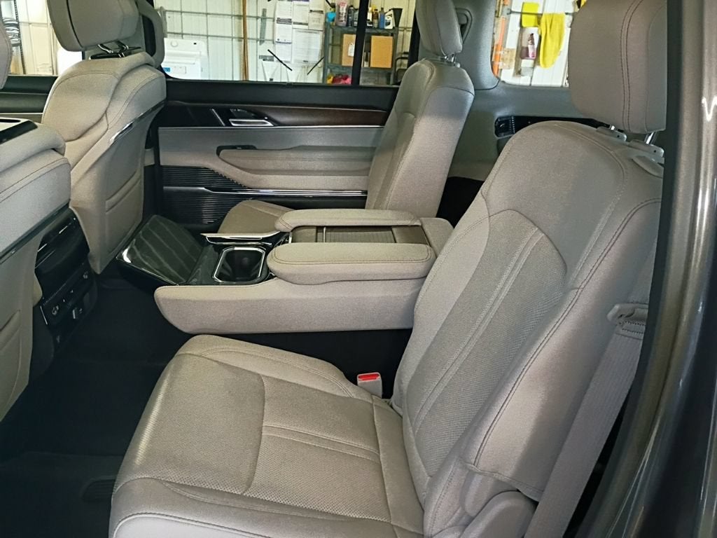 2022 Jeep Grand Wagoneer Series I