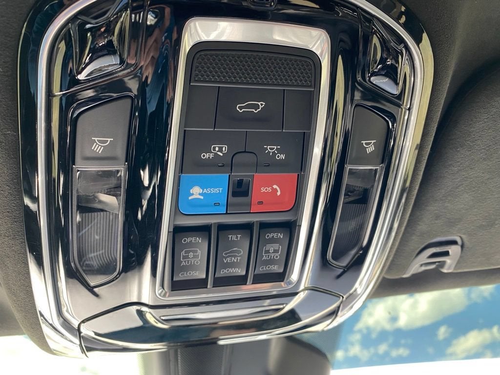 2024 Jeep Grand Wagoneer Series II Obsidian