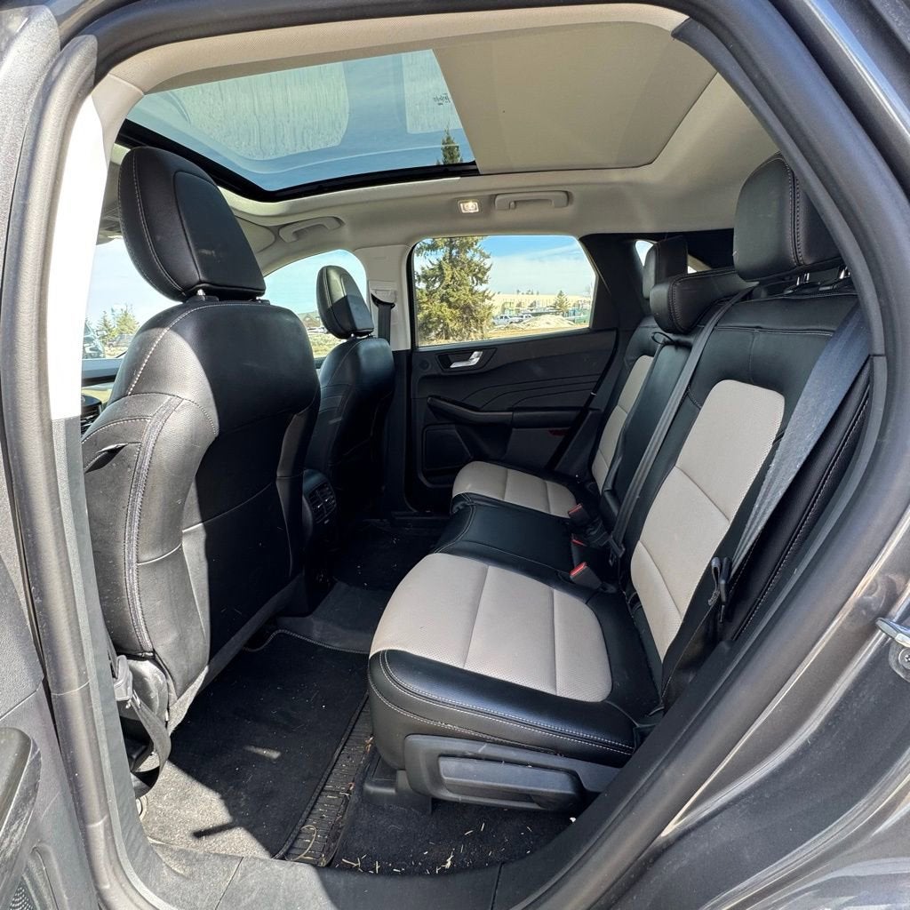 2021 Ford Escape Titanium Hybrid