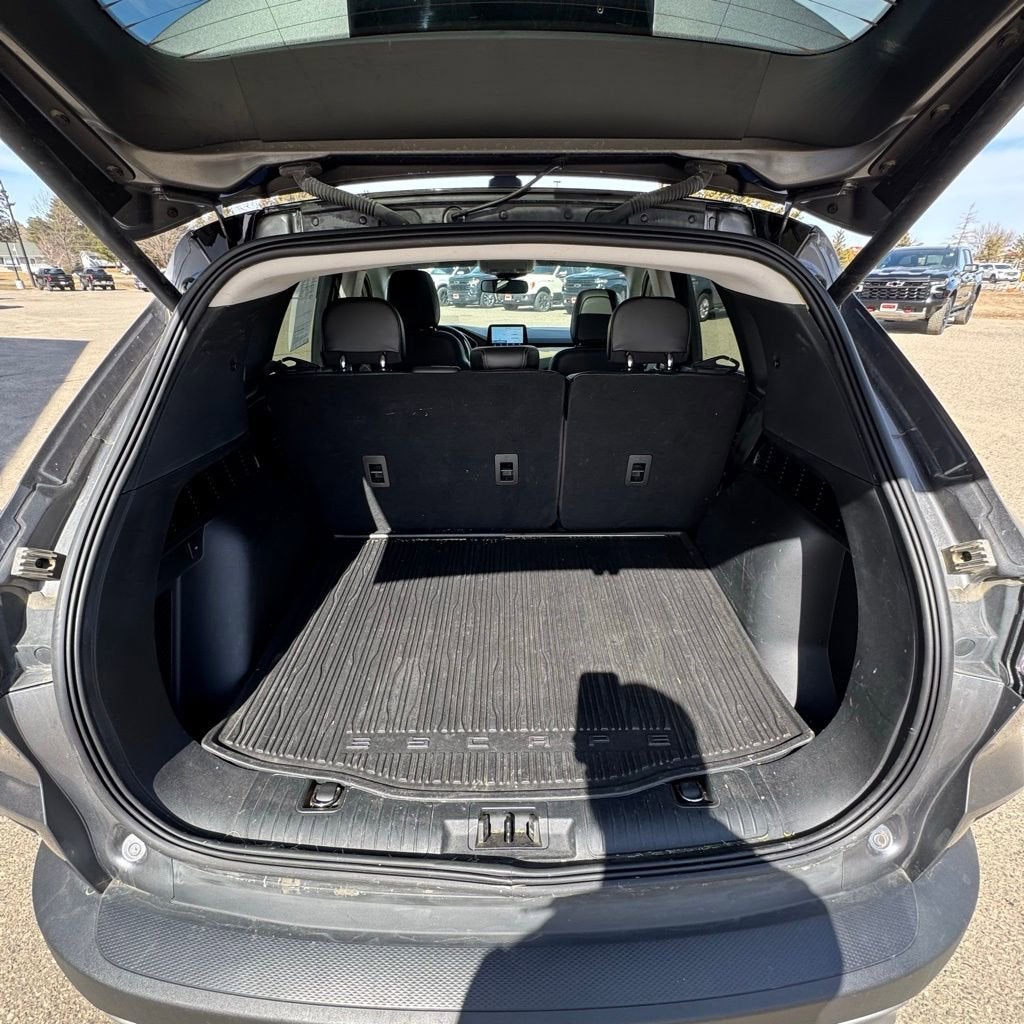 2021 Ford Escape Titanium Hybrid