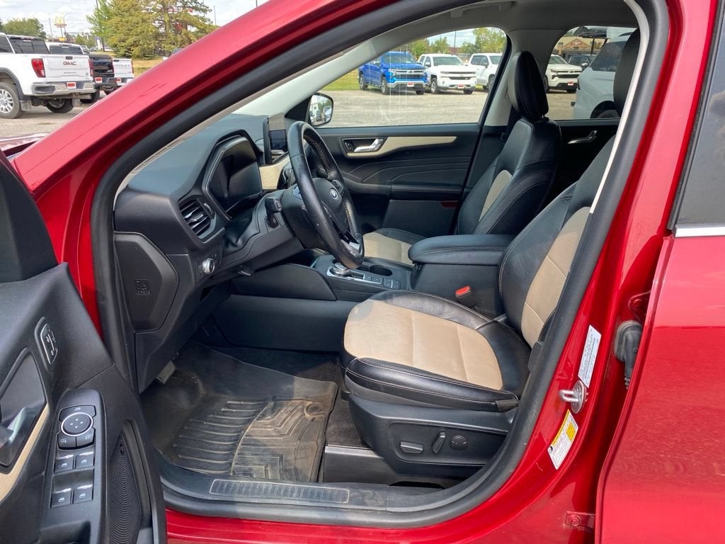 2021 Ford Escape Titanium