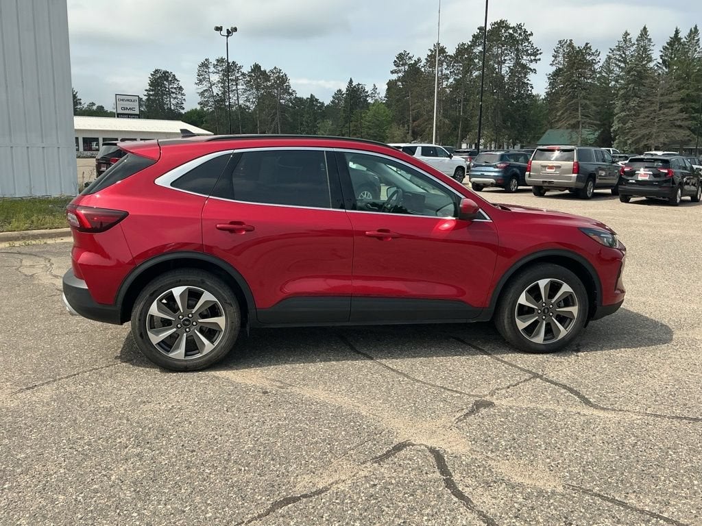 2024 Ford Escape Platinum