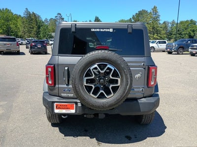 2024 Ford Bronco Outer Banks