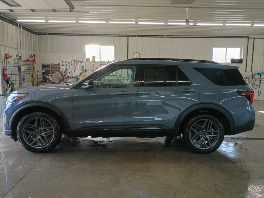 Used 2025 Ford Explorer ST-LINE with VIN 1FMUK8KH4SGB93546 for sale in Grand Rapids, Minnesota