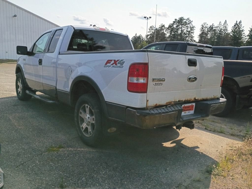2004 Ford F-150 XLT