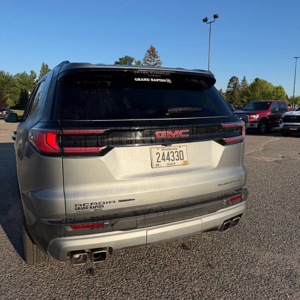 2026 GMC Acadia Elevation