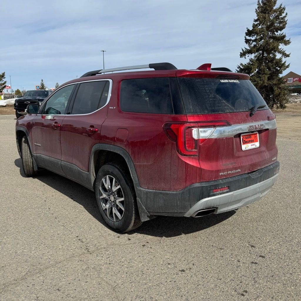 2023 GMC Acadia SLT
