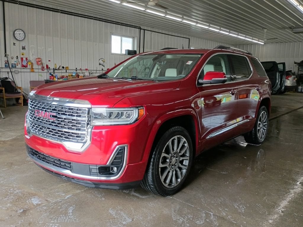 2023 GMC Acadia Denali