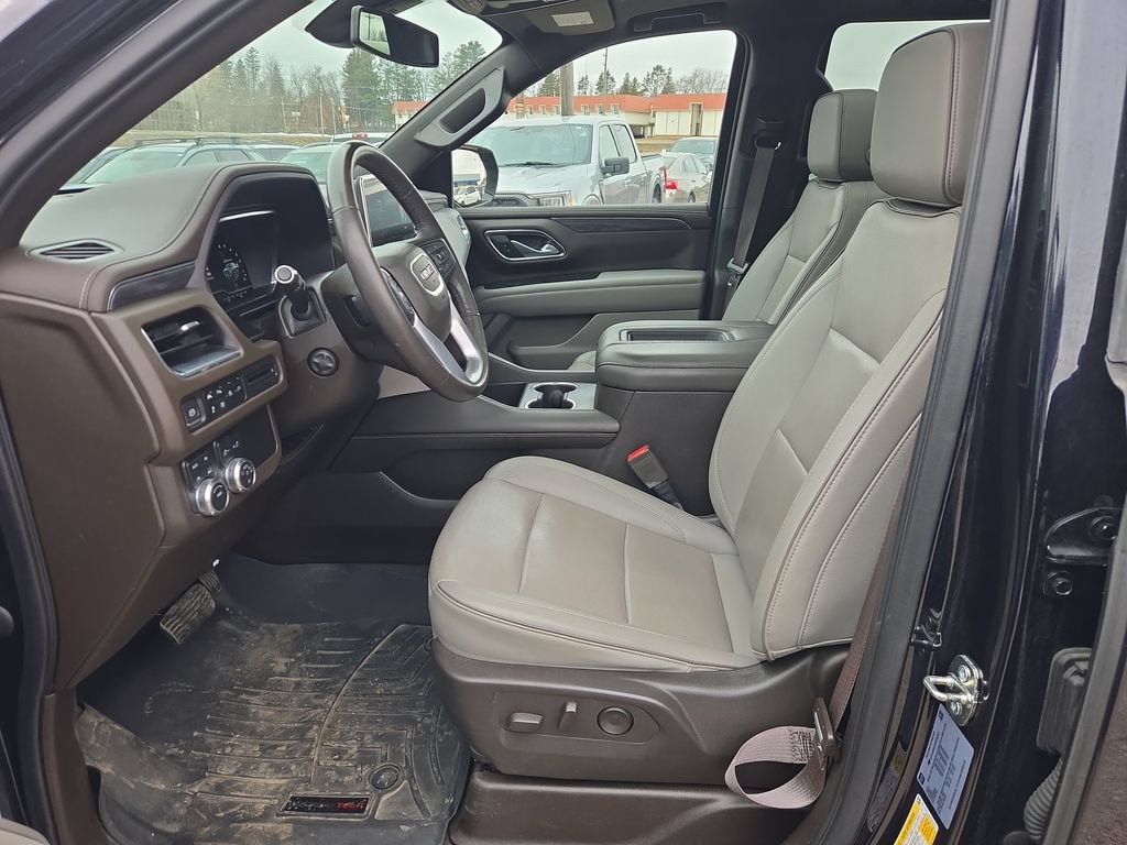 2022 GMC Yukon SLT