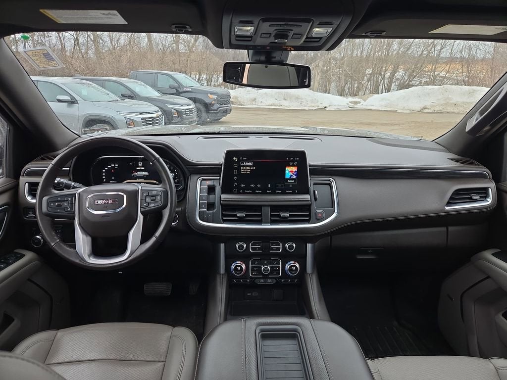 2022 GMC Yukon SLT