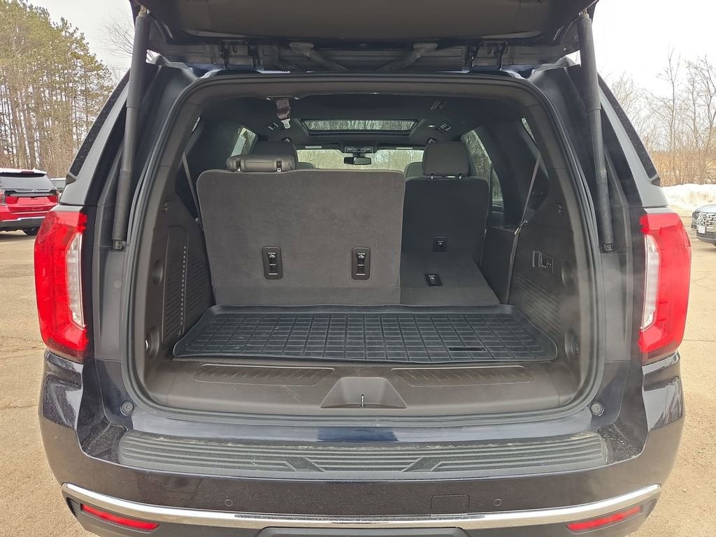 2022 GMC Yukon SLT