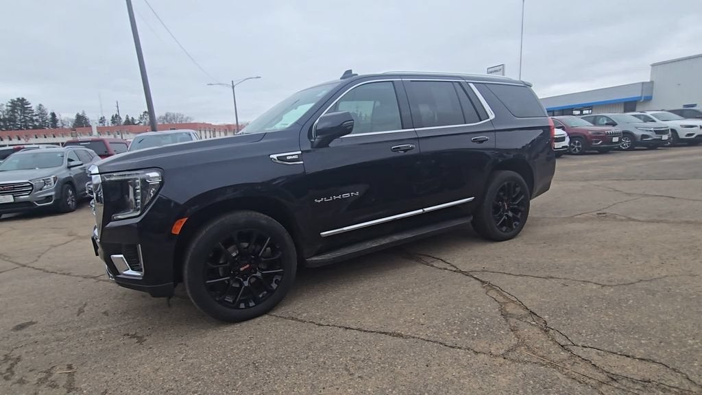 2022 GMC Yukon SLT