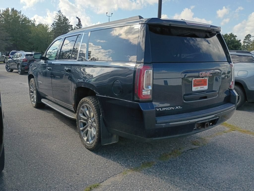 2017 GMC Yukon XL SLT
