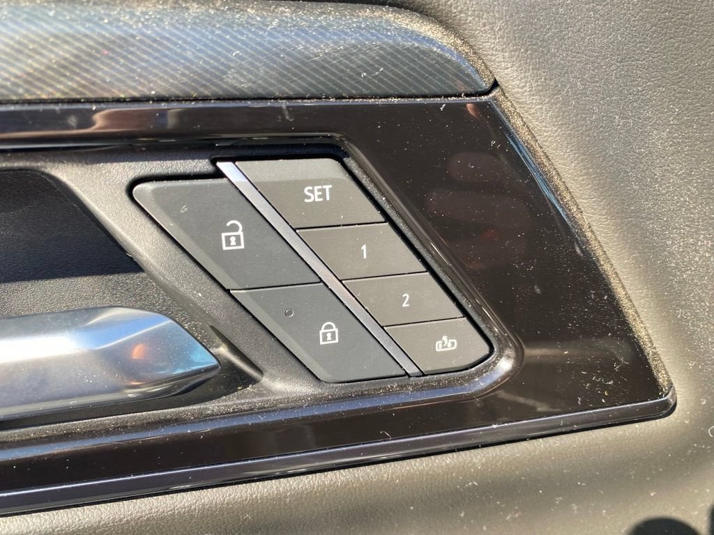 2025 GMC Yukon XL AT4