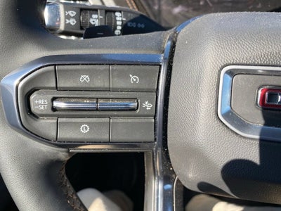 2025 GMC Yukon XL AT4