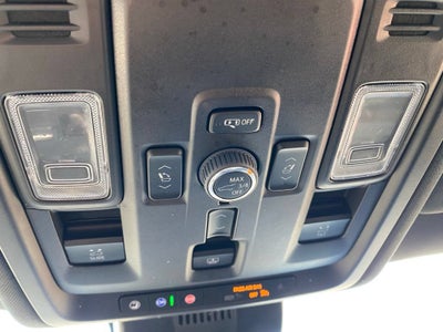 2025 GMC Yukon XL AT4