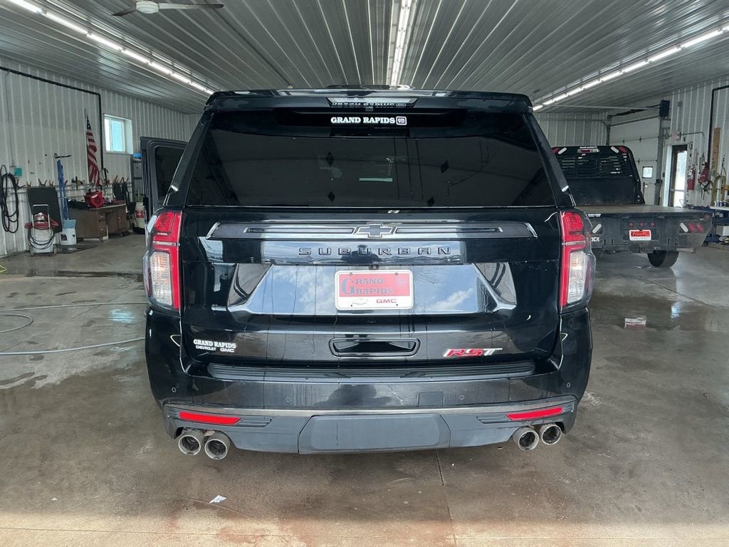 2022 Chevrolet Suburban RST