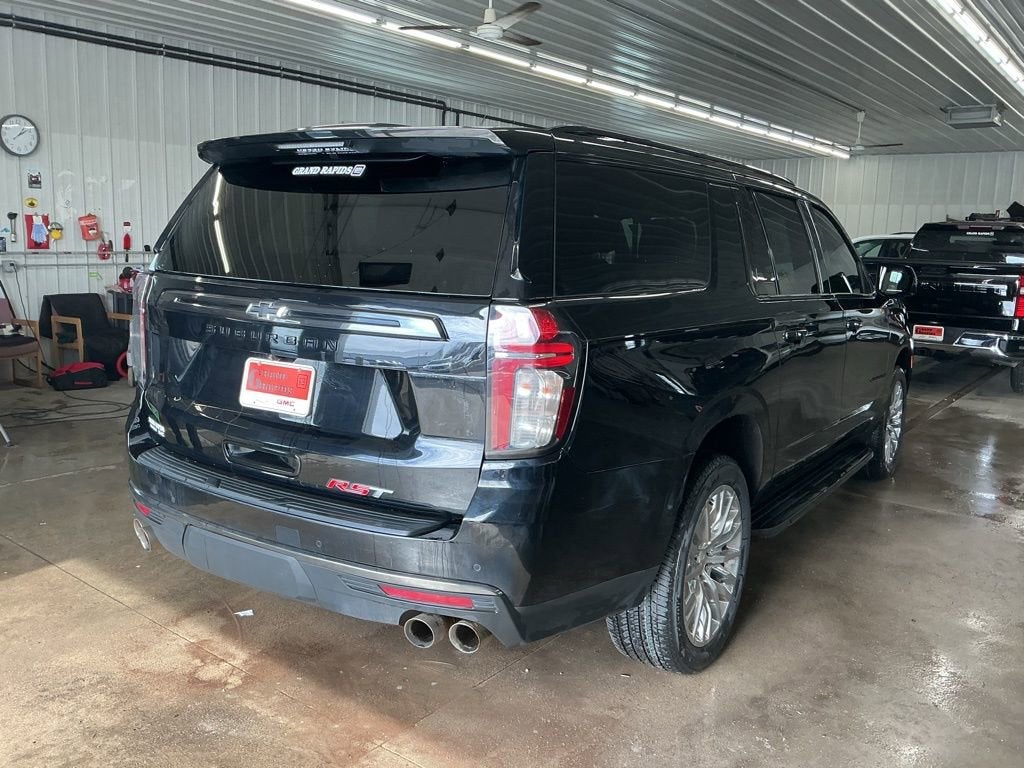 2022 Chevrolet Suburban RST