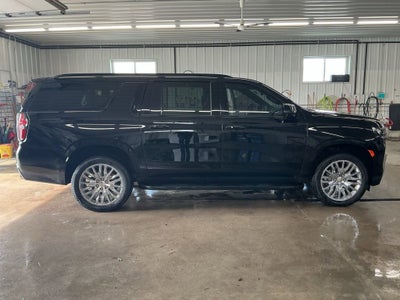 2022 Chevrolet Suburban RST