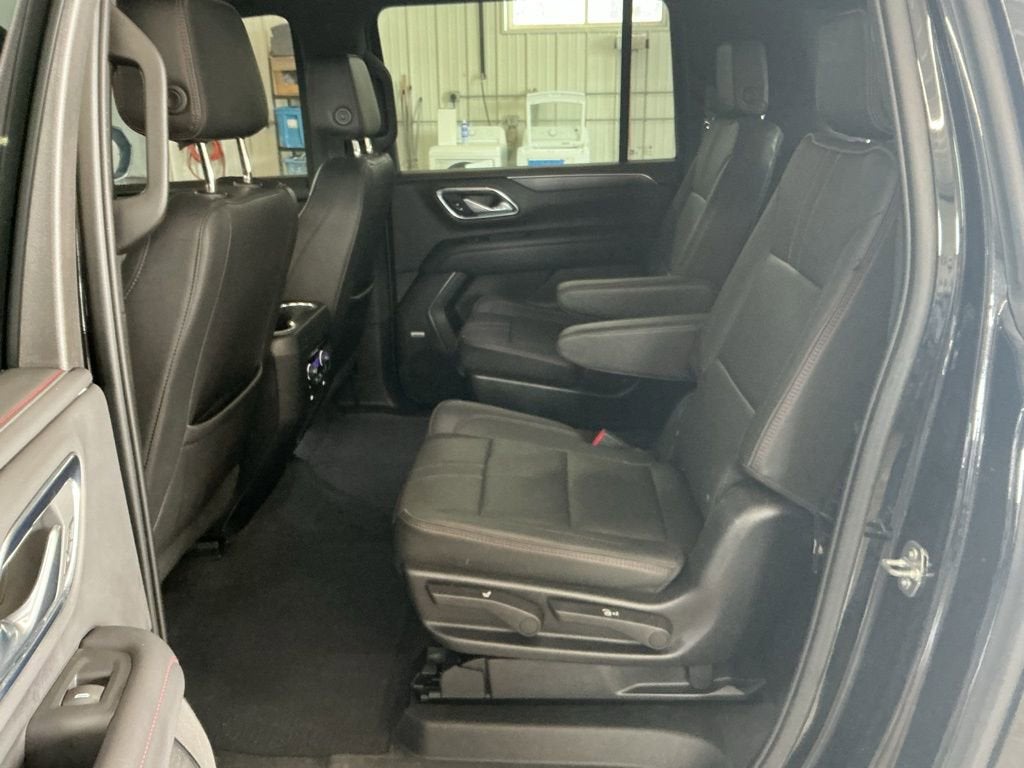 2022 Chevrolet Suburban RST