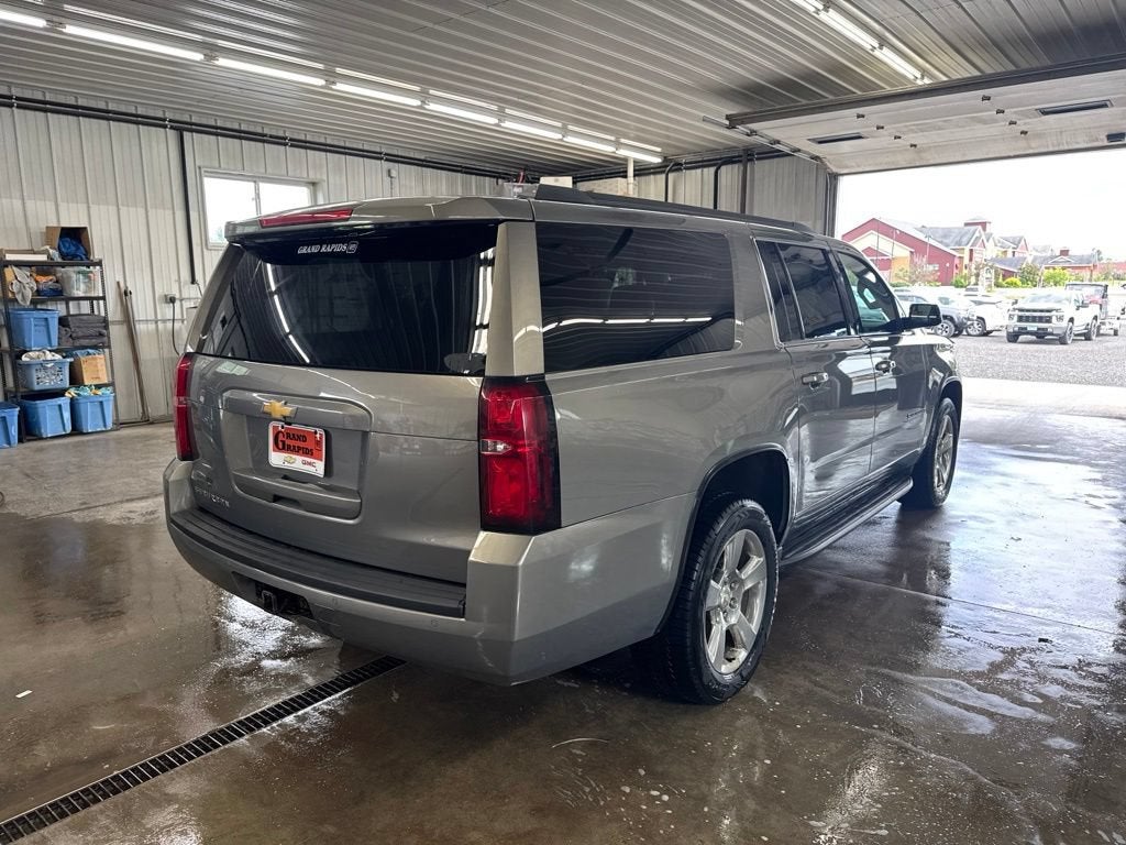 2017 Chevrolet Suburban LS