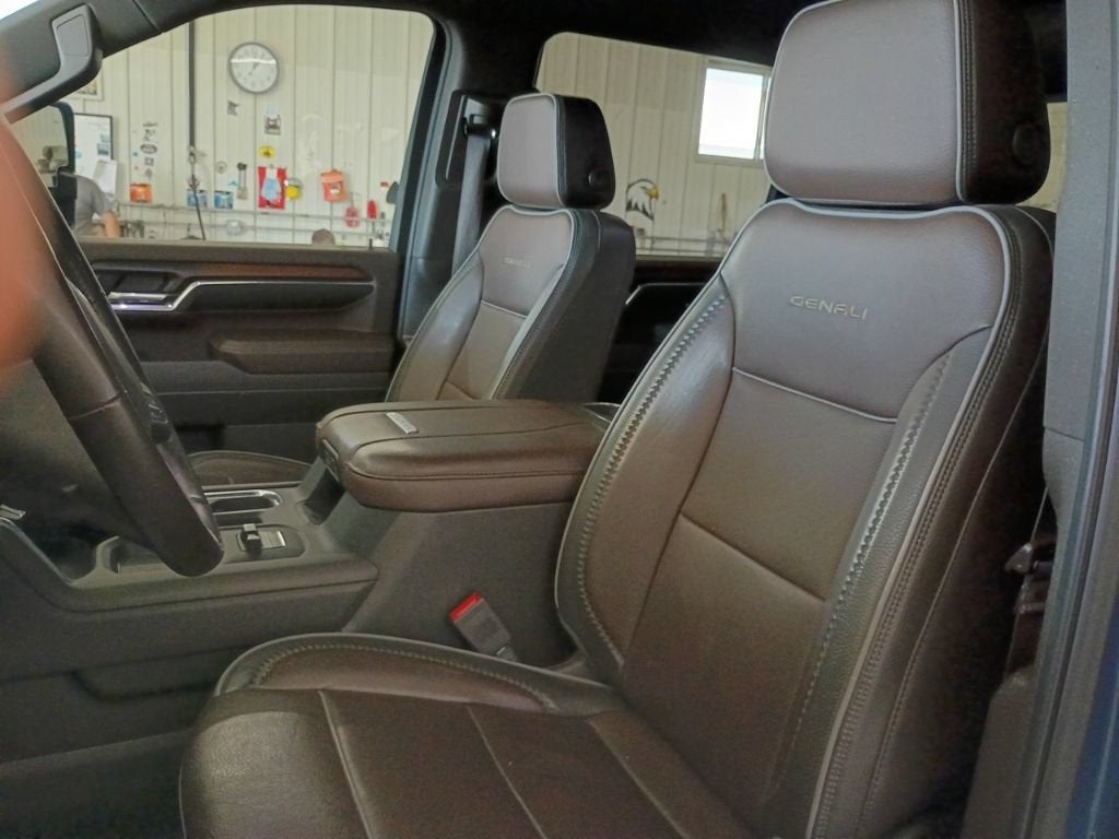 2024 GMC Sierra 3500 HD Denali