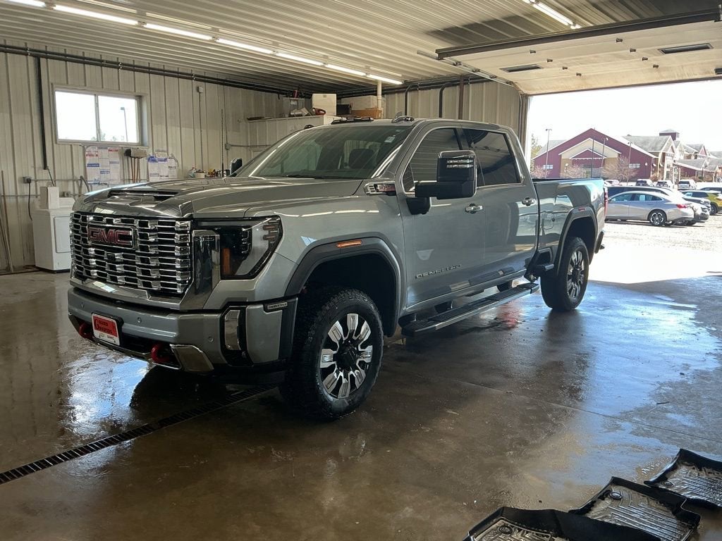 2025 GMC Sierra 3500 HD Denali