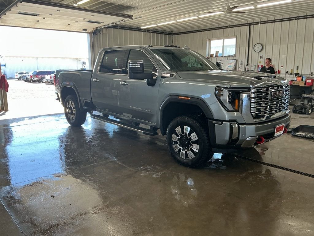 2025 GMC Sierra 3500 HD Denali