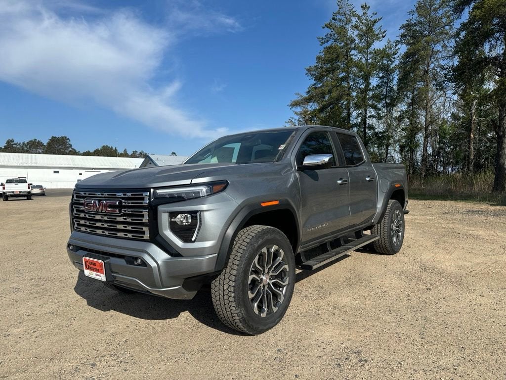2026 GMC Canyon 4WD Denali Crew Cab Short Box's photo