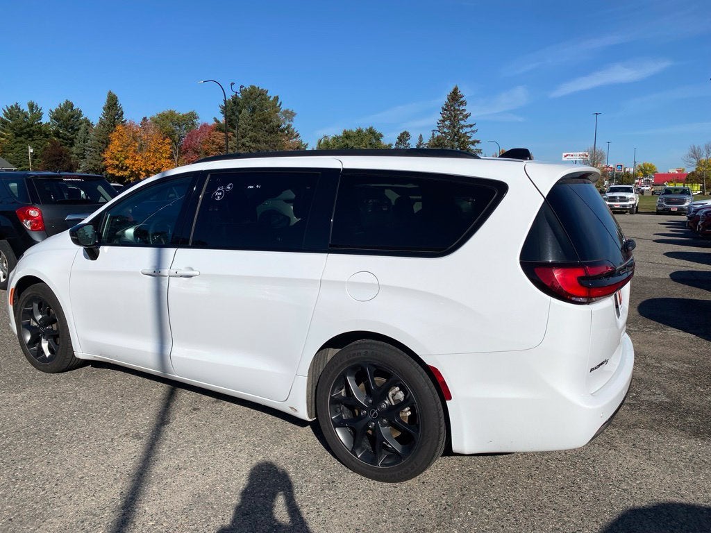 2025 Chrysler Pacifica Limited