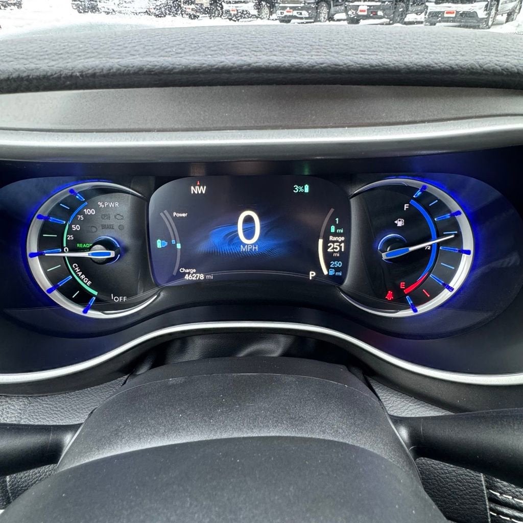 2024 Chrysler Pacifica Hybrid Select