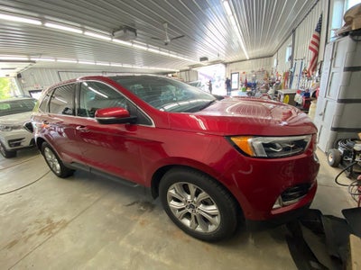 2021 Ford Edge Titanium