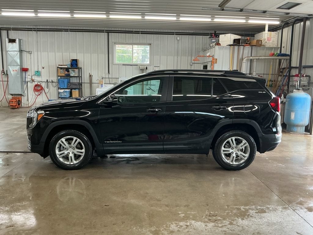 2023 GMC Terrain SLE