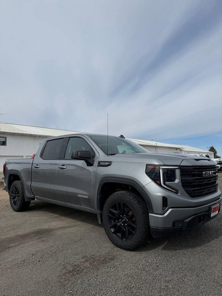 2023 GMC Sierra 1500 Elevation