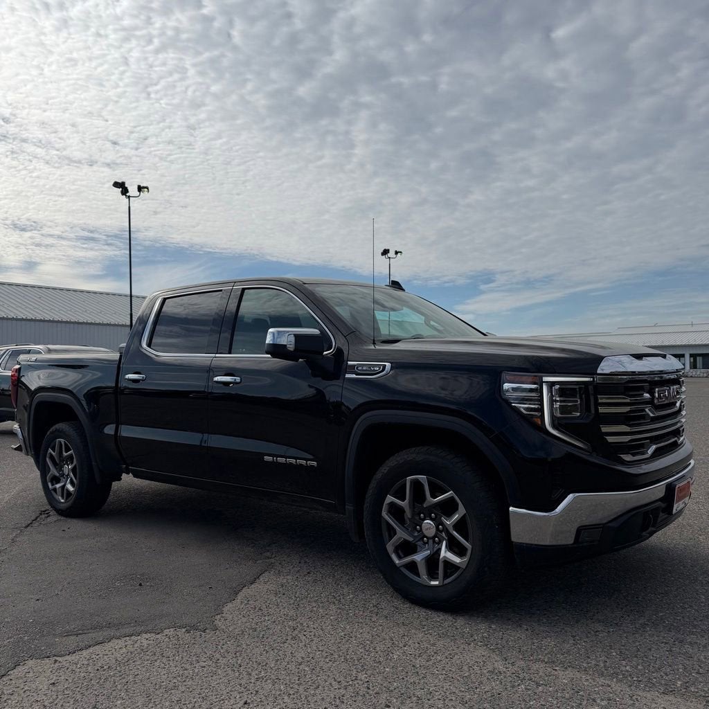 2023 GMC Sierra 1500 SLT