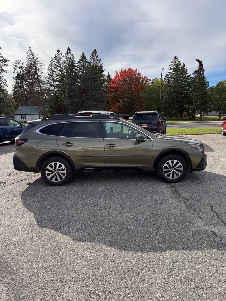 2022 Subaru Outback Premium
