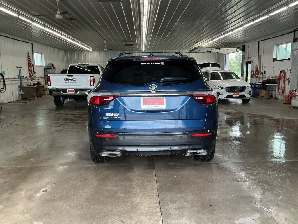 2024 Buick Enclave Essence