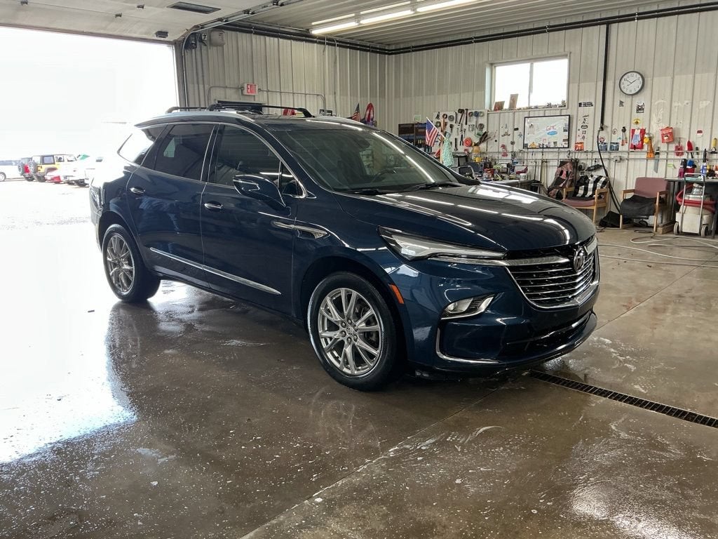 2024 Buick Enclave Essence
