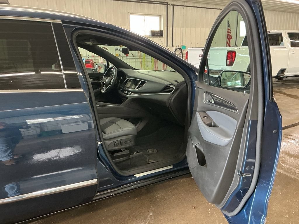 2024 Buick Enclave Essence
