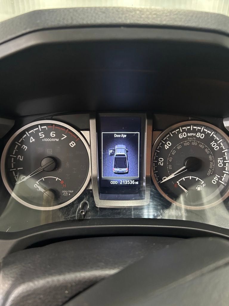 2016 Toyota Tacoma SR