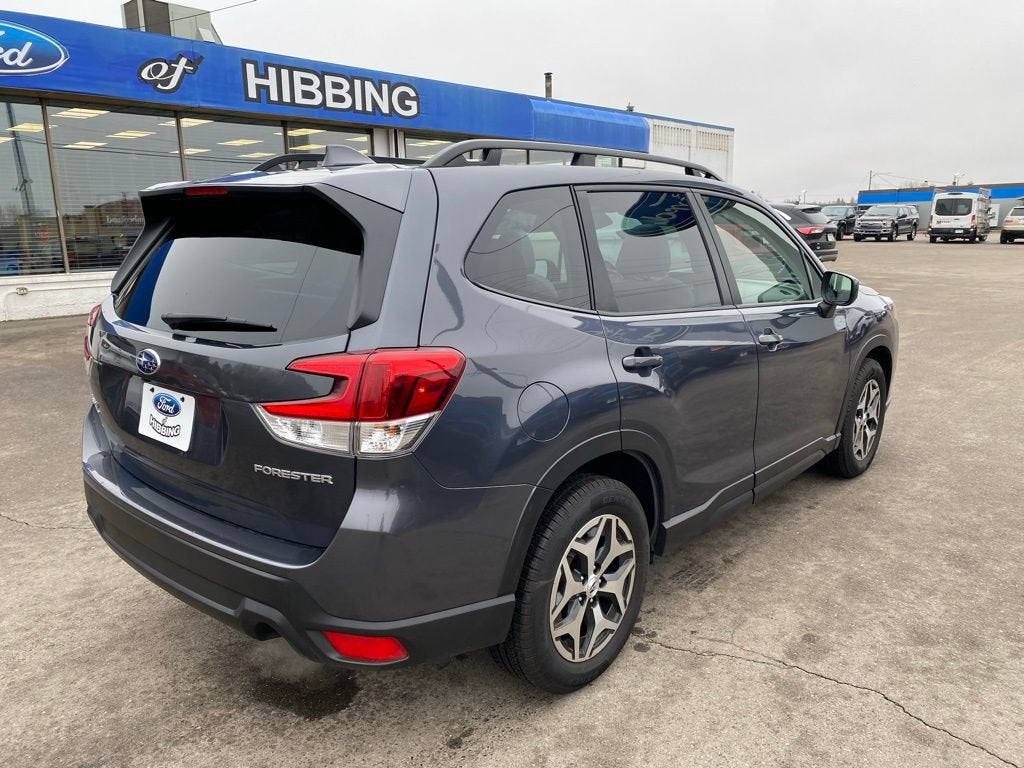 2022 Subaru Forester Premium